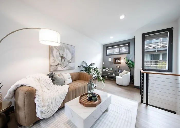 Queen Anne Modern Family Home Free Parking - Slu - Gym